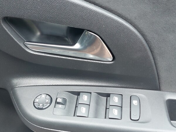 Used Vauxhall Corsa 2024 for sale - 75663970: Photo 13