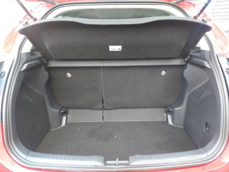 Used Mazda Mazda2 HYBRID 2024 for sale - 76795709: Photo 8