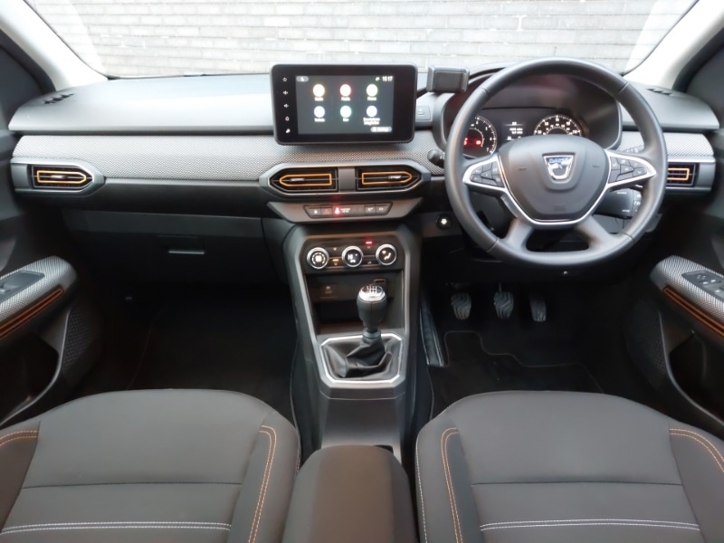 Used Dacia Sandero Stepway 2021 for sale - 77522496: Photo 2