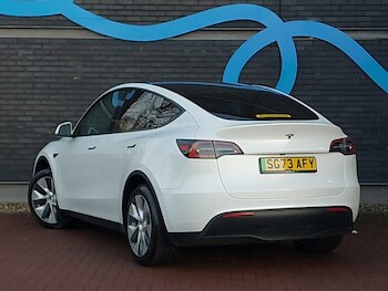 Used Tesla Model Y 2023 for sale - 77252191: Photo