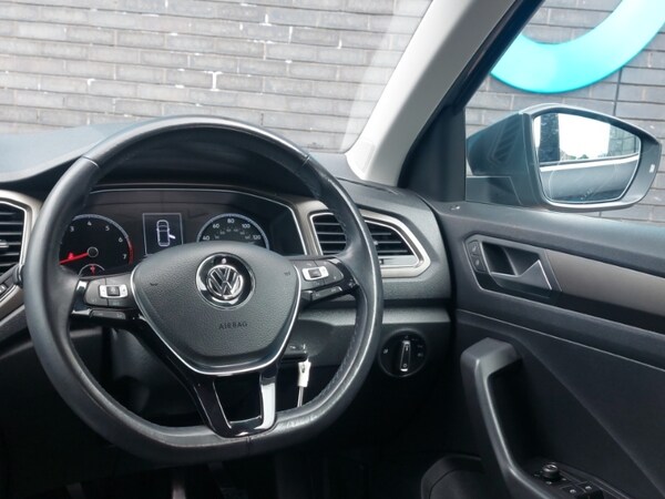 Used Volkswagen T-Roc 2018 for sale - 75073010: Photo 10
