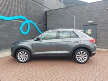 Used Volkswagen T-Roc 2018 for sale - 75073010: Photo
