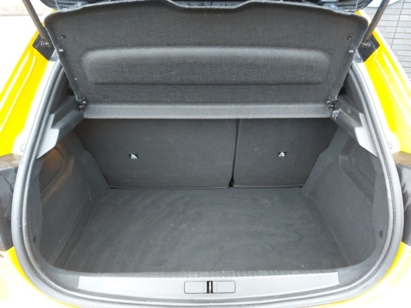 Used Peugeot 208 2021 for sale - 77149903: Photo 8