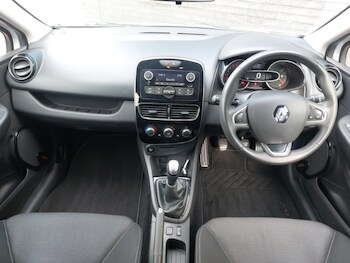 Used Renault Clio 2019 for sale - 78415781: Photo
