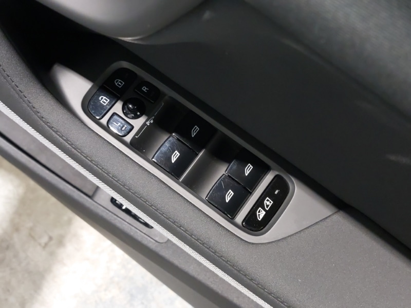 Used Polestar Polestar 2 2023 for sale - 77652306: Photo 13