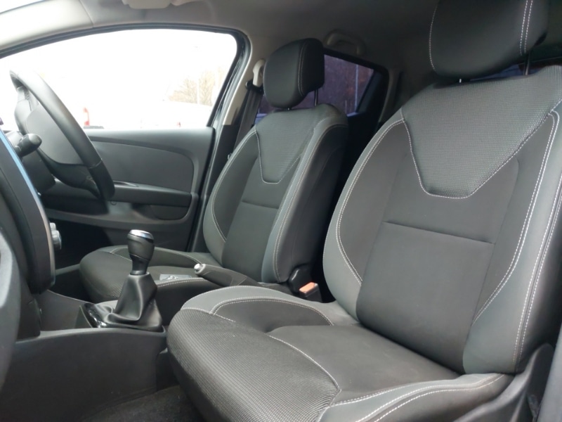 Used Renault Clio 2018 for sale - 76925295: Photo 12