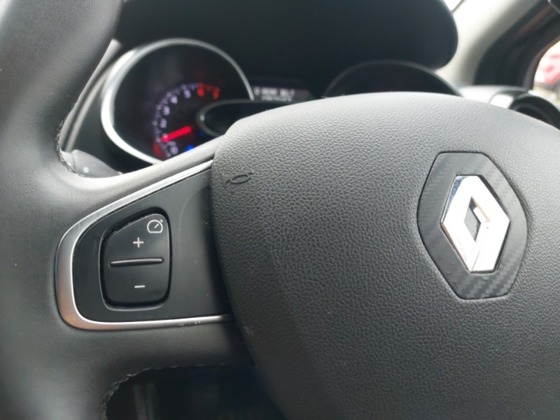 Used Renault Clio 2018 for sale - 76925295: Photo 15
