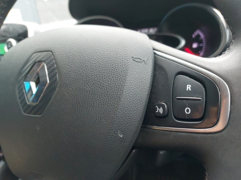 Used Renault Clio 2018 for sale - 76925295: Photo 16