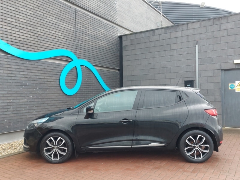 Used Renault Clio 2018 for sale - 76925295: Photo 4