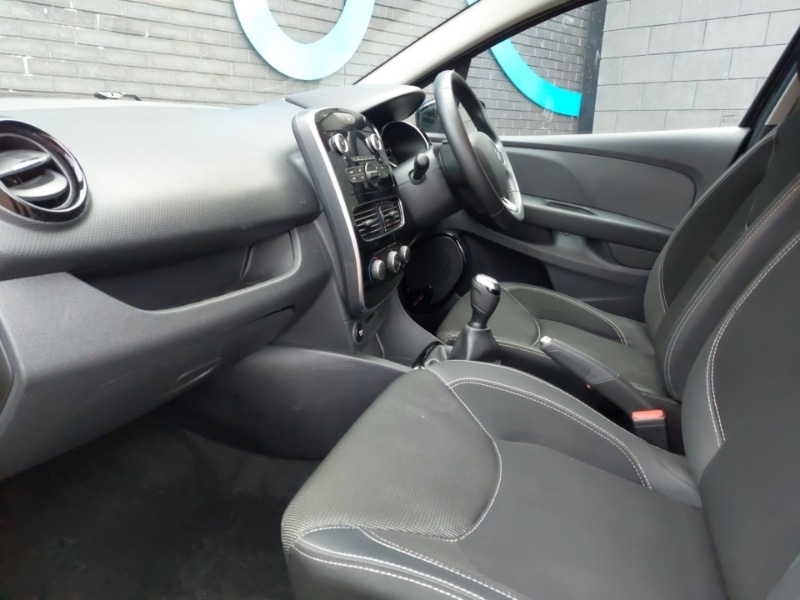 Used Renault Clio 2018 for sale - 76925295: Photo 5