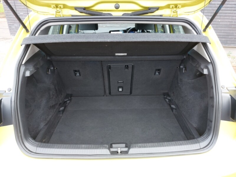 Used Volkswagen Golf 2020 for sale - 78080040: Photo 8