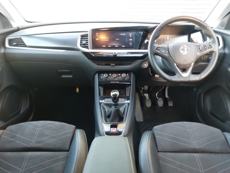 Used Vauxhall Grandland 2023 for sale - 77736697: Photo 2