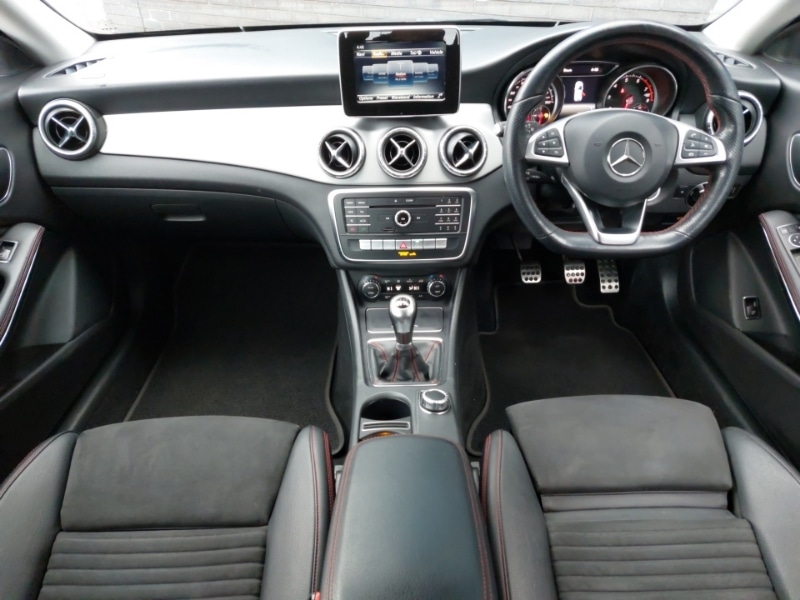 Used Mercedes-Benz CLA 2019 for sale - 78032619: Photo 2