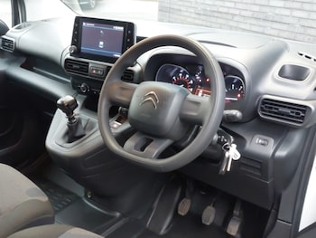 Used Citroen Berlingo 2022 for sale - 77043765: Photo