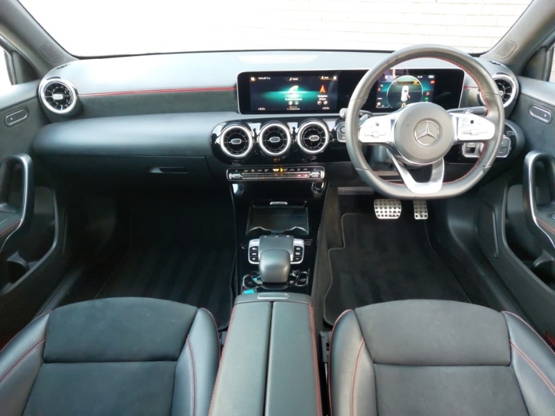 Used Mercedes-Benz A-Class 2019 for sale - 76651682: Photo 2