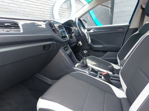 Used Volkswagen T-Roc 2018 for sale - 75645097: Photo 5