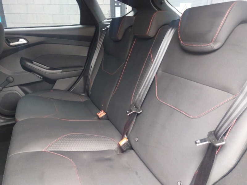 Used Ford Focus 2017 for sale - 76556520: Photo 6