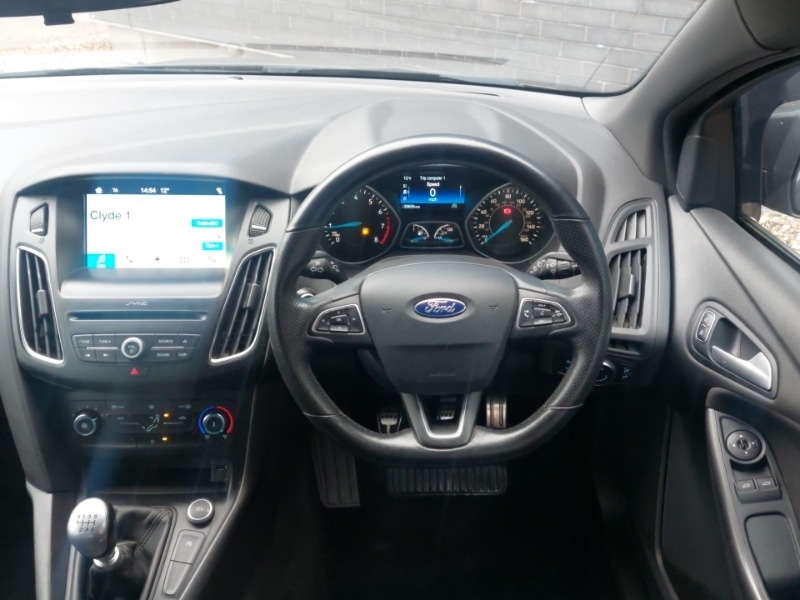 Used Ford Focus 2017 for sale - 76556520: Photo 7