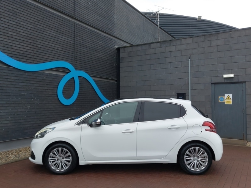 Used Peugeot 208 2018 for sale - 78032621: Photo 4