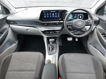 Used Hyundai BAYON 2023 for sale - 76493468: Photo