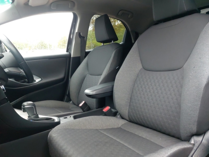 Used Toyota Yaris 2022 for sale - 76183628: Photo 12