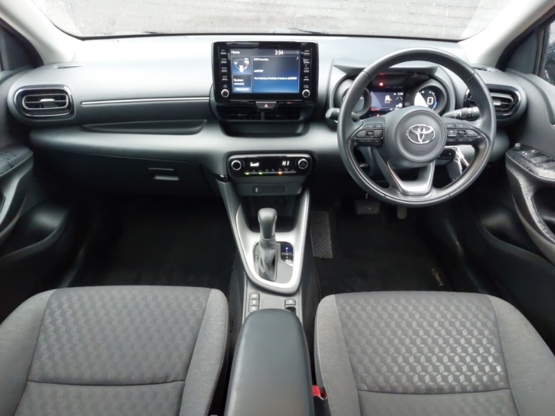 Used Toyota Yaris 2022 for sale - 76183628: Photo 2