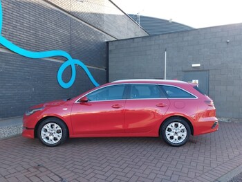 Used Kia Ceed 2023 for sale - 77183877: Photo