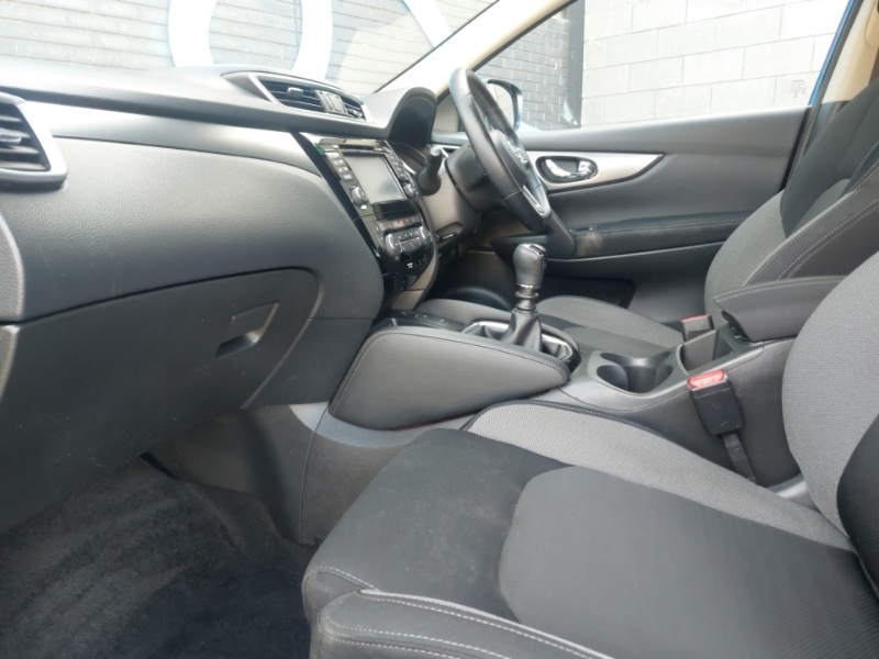 Used Nissan Qashqai 2017 for sale - 78041030: Photo 5