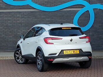 Used Renault Captur 2023 for sale - 77837877: Photo