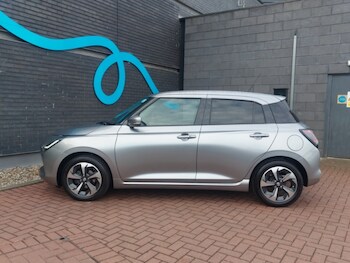 Used Suzuki Swift 2024 for sale - 78133009: Photo