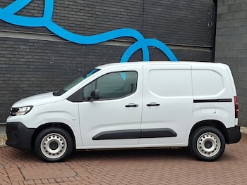 Used Peugeot Partner 2024 for sale - 79332378: Photo
