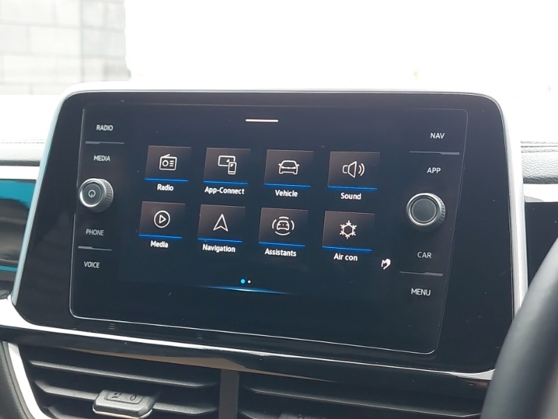 Used Volkswagen T-Roc 2023 for sale - 76383910: Photo 11