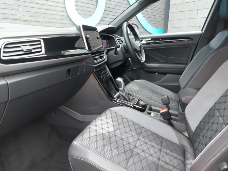 Used Volkswagen T-Roc 2023 for sale - 76383910: Photo 5