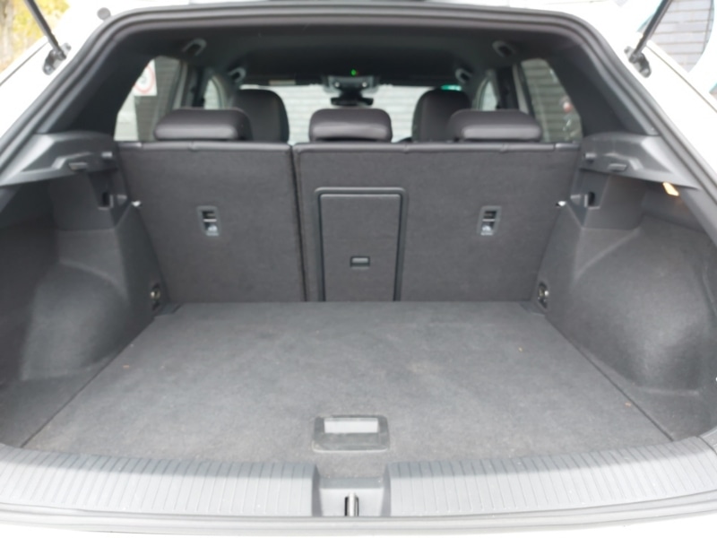 Used Volkswagen T-Roc 2023 for sale - 76383910: Photo 8