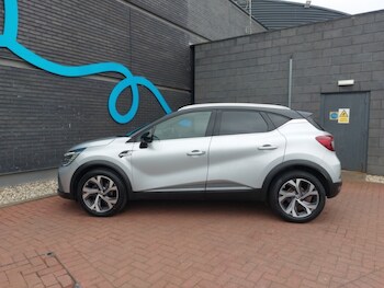 Used Renault Captur 2022 for sale - 75357891: Photo