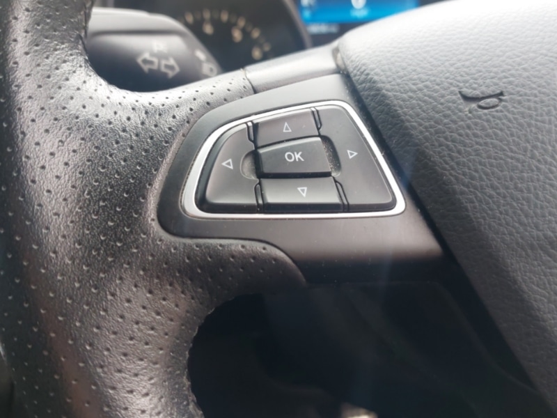 Used Ford Focus 2017 for sale - 76475496: Photo 15