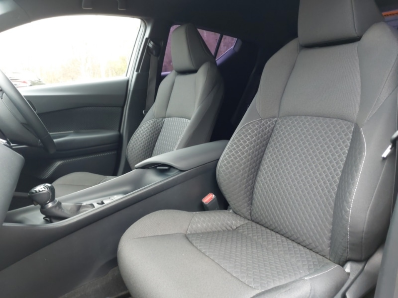 Used Toyota C-HR 2023 for sale - 78054776: Photo 12