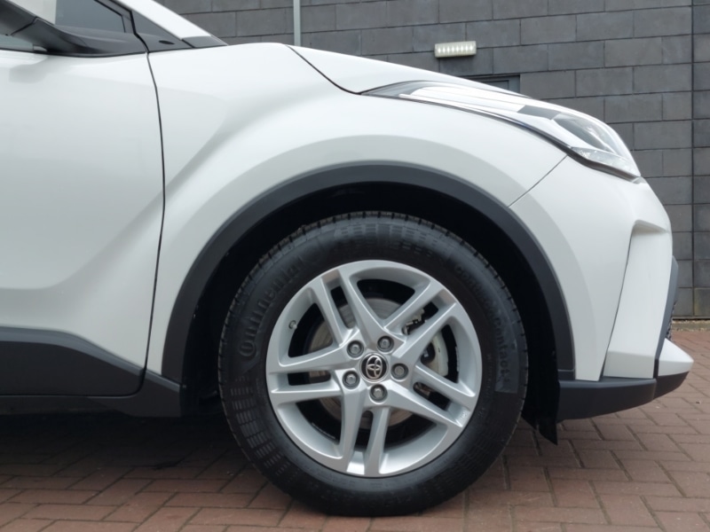 Used Toyota C-HR 2023 for sale - 78054776: Photo 14