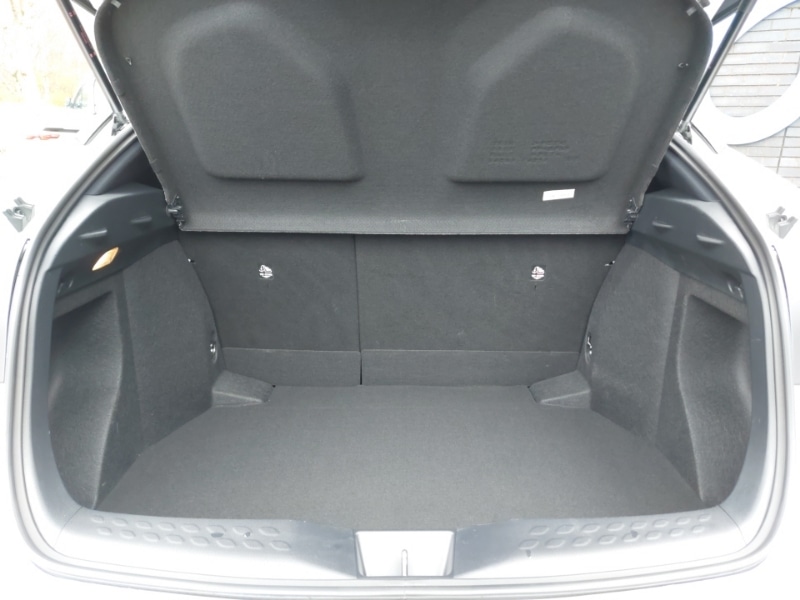 Used Toyota C-HR 2023 for sale - 78054776: Photo 8