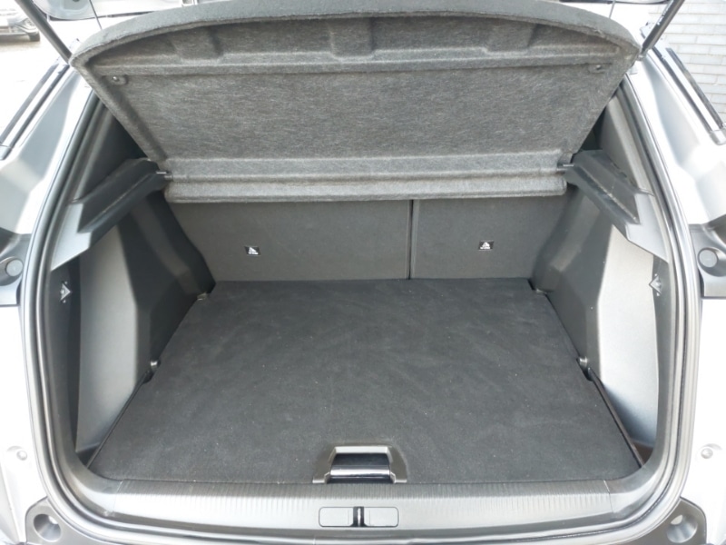 Used Peugeot 2008 2023 for sale - 77223806: Photo 8