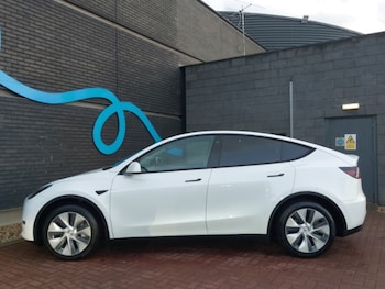 Used Tesla Model Y 2023 for sale - 77028527: Photo