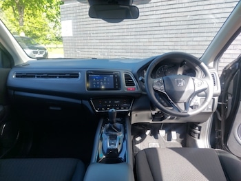 Used Honda HR-V 2018 for sale - 78559389: Photo