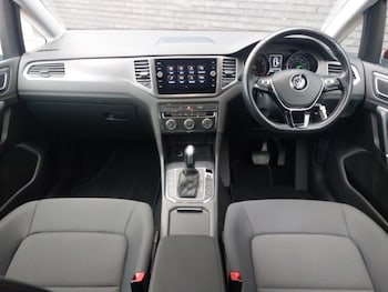 Used Volkswagen Golf SV 2020 for sale - 76951603: Photo