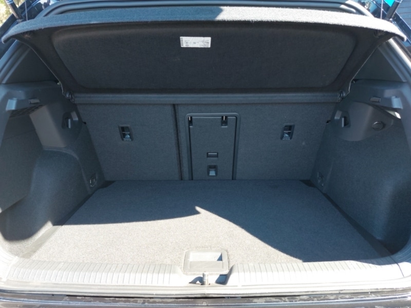 Used Volkswagen Golf 2023 for sale - 76511588: Photo 8