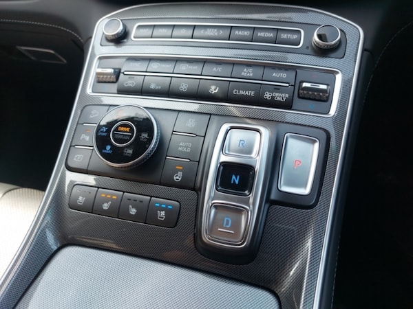 Used Hyundai Santa Fe 2022 for sale - 75184886: Photo 17