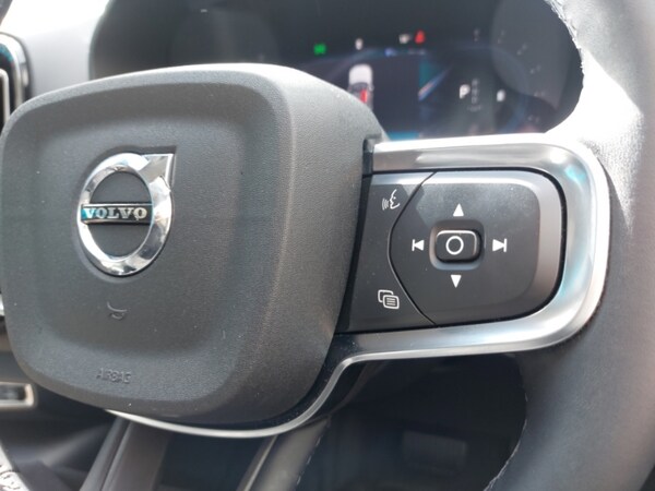Used Volvo XC40 2024 for sale - 75775742: Photo 16