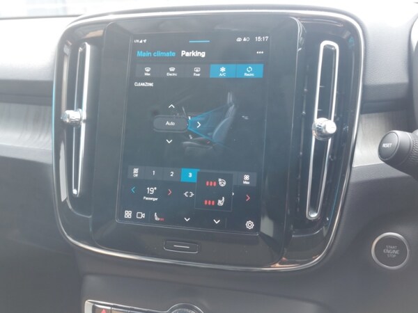 Used Volvo XC40 2024 for sale - 75775742: Photo 17