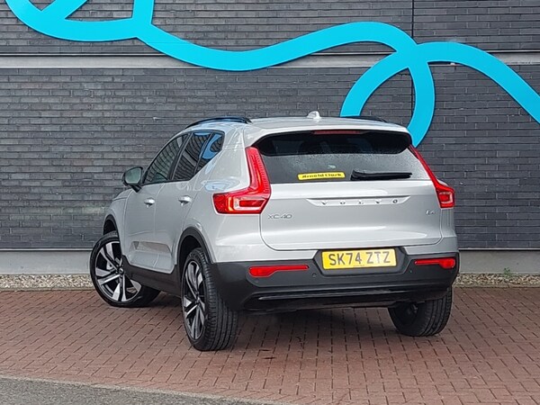 Used Volvo XC40 2024 for sale - 75775742: Photo 3