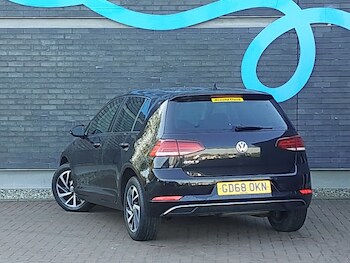 Used Volkswagen Golf 2019 for sale - 78369187: Photo