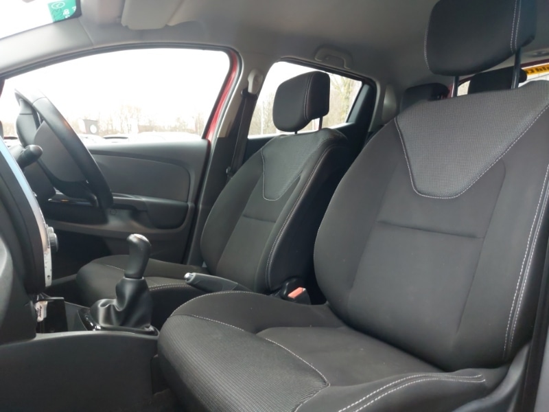 Used Renault Clio 2016 for sale - 77466597: Photo 12